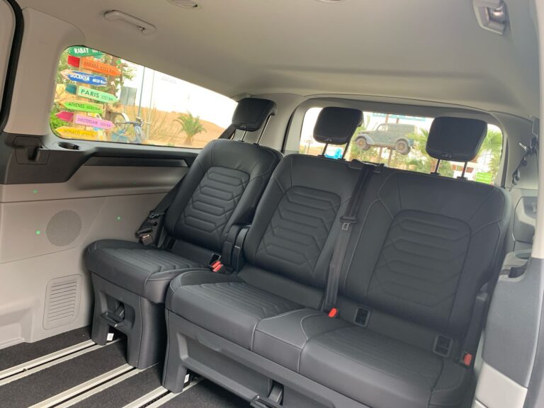 Ford Toureo inside